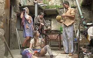 HORRORPORN - Twisted family