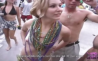 Glum Florida Bartenders Party & Whit In Skimpy Bikinis