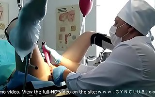 Sweeping examined at a gynecologist's - stormy orgasm