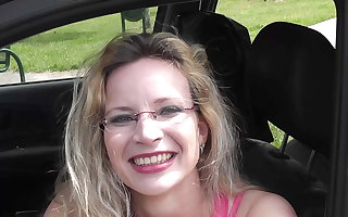 Parkplatzreport Berlin: Annika Rose Commit