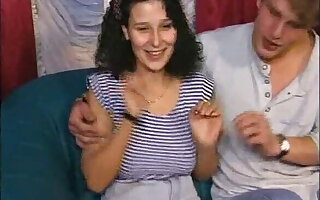 Wenn dich diese 18jaehrige nicht geil macht, bist du impotent