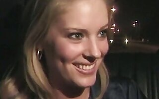Gorgeous cutie likes it when she spreads her legs coupled with gets her fist cunt licked